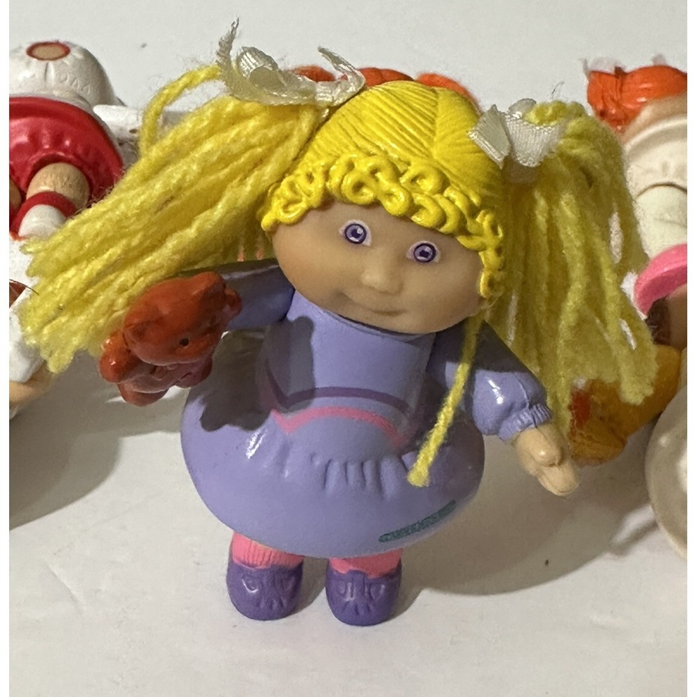 Vintage 1984 Cabbage Patch Kids Mini Dolls OOA Lot of 6 Rare 3" PVC - Picture 5 of 9